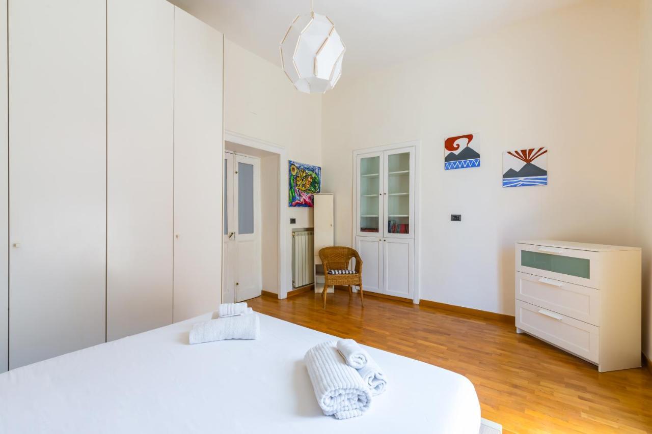 Chiaia Relax On Pedastrian Area Napoli Ngoại thất bức ảnh